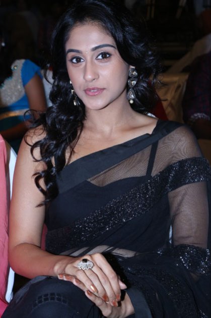 Regina-at-Ra-Ra-Krishnayya-Audio-Launch